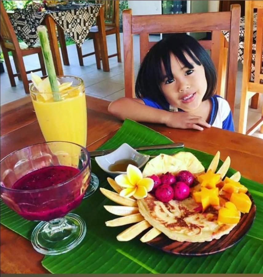 Mango Moon Hotel Pemuteran Kültér fotó