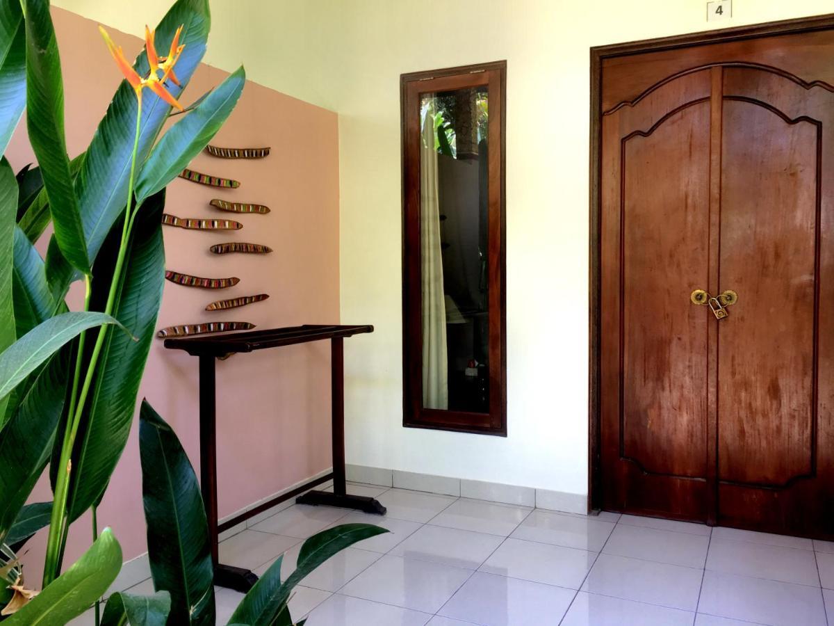 Mango Moon Hotel Pemuteran Kültér fotó